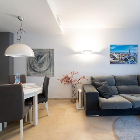 Appartamento Comfy Downtown + Private Terrace Barcellona Esterno foto