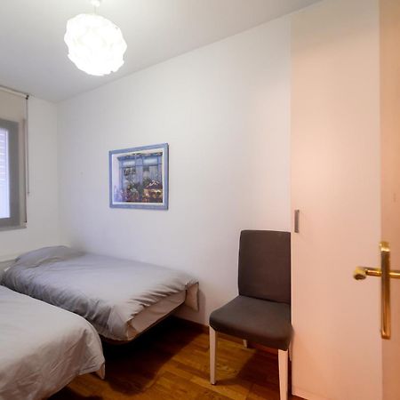 Appartamento Comfy Downtown + Private Terrace Barcellona Esterno foto